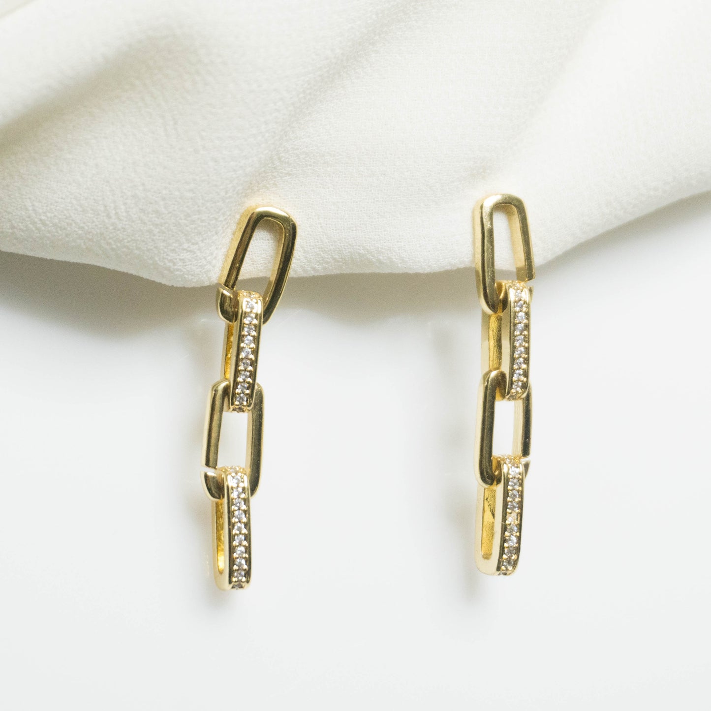 Aretes eslabones