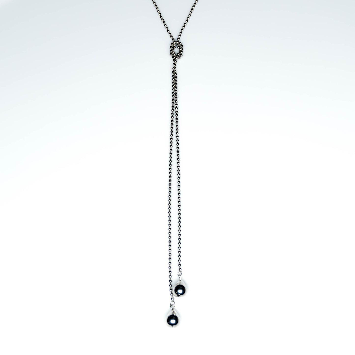 Cadena larga balines gotas plateado