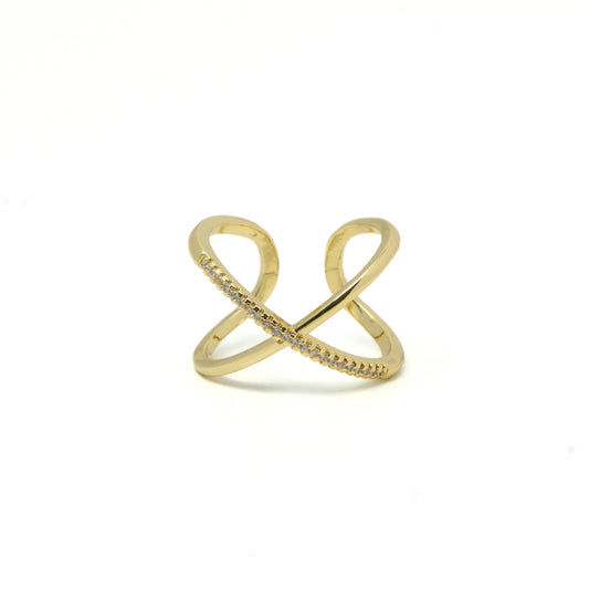 Anillo dorado con circones