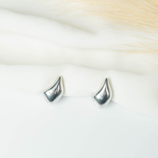 Aretes gota plateada